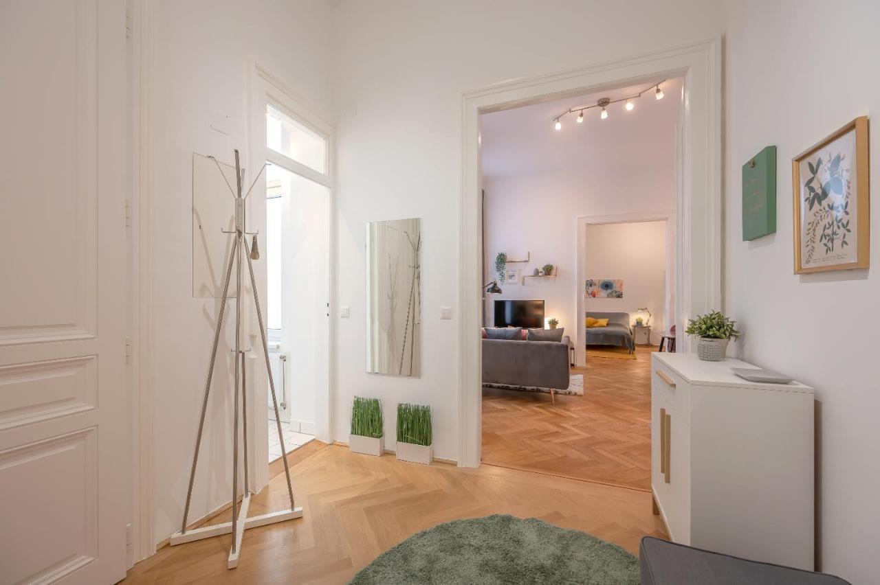 וינה Cosy City Center Apartment מראה חיצוני תמונה