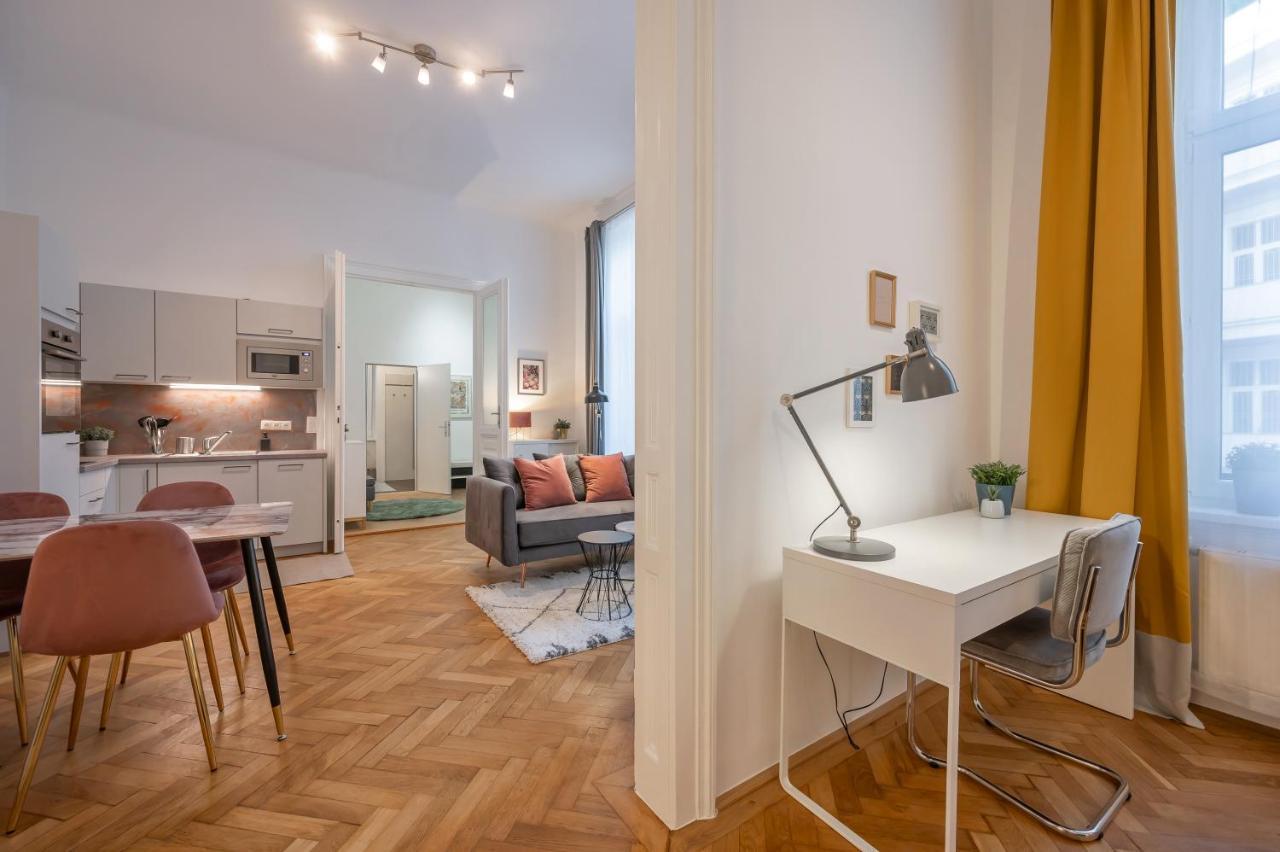 וינה Cosy City Center Apartment מראה חיצוני תמונה